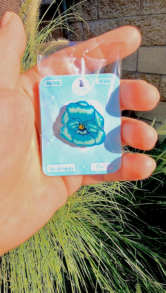 Pansy Aqua Pin